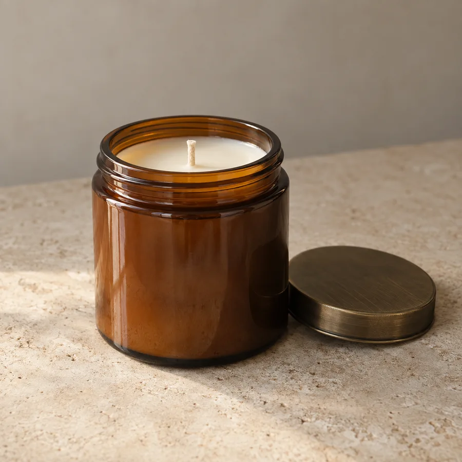 Cedar & amber candle